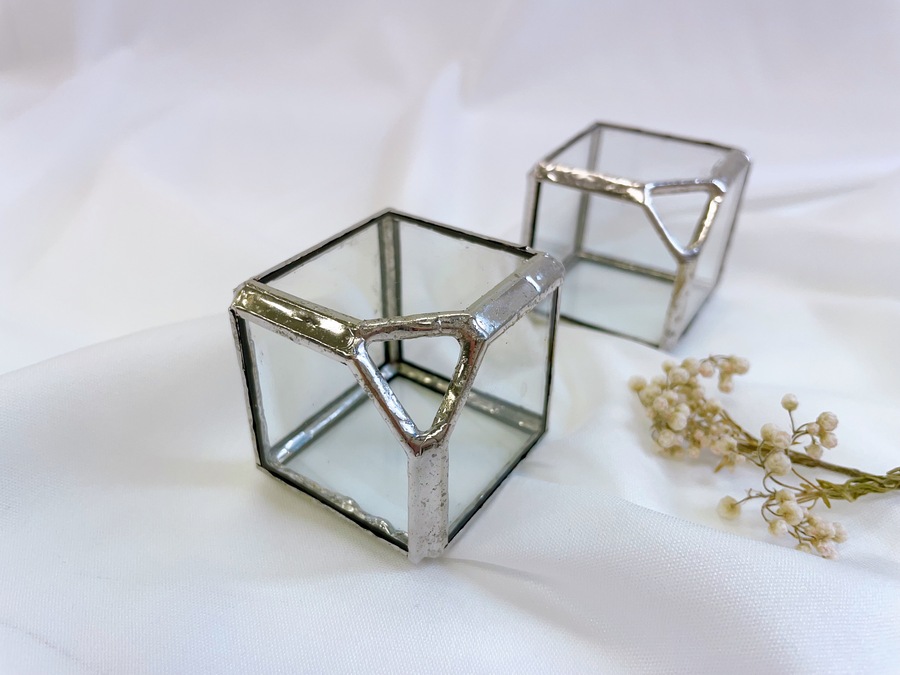 Silver cube